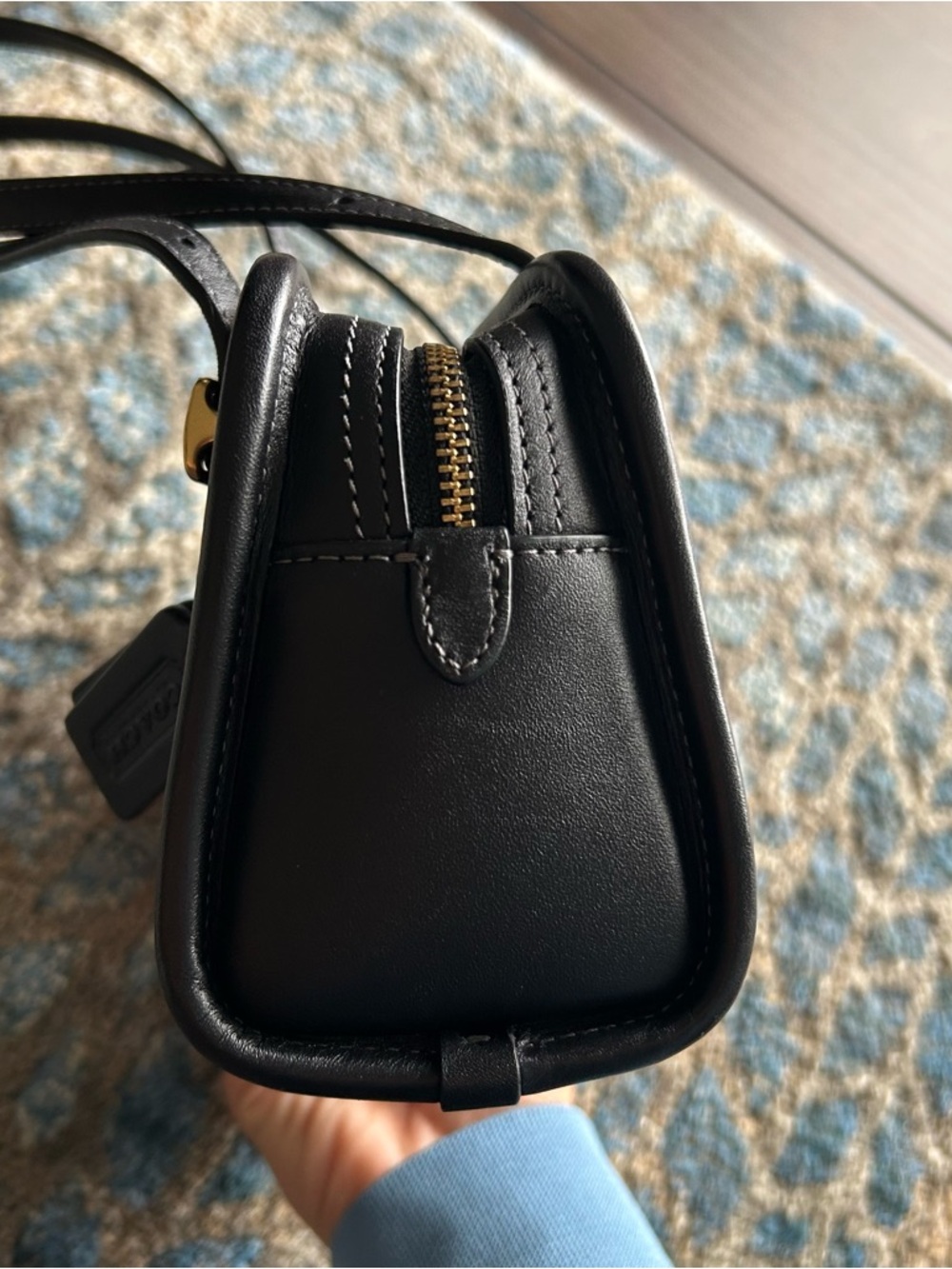 Coach Black Swing Zip Bag 20 - Picture 7 of 11